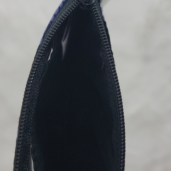 Vera Bradley Zip ID Case (Frosted Floral) - Picture 6 of 6